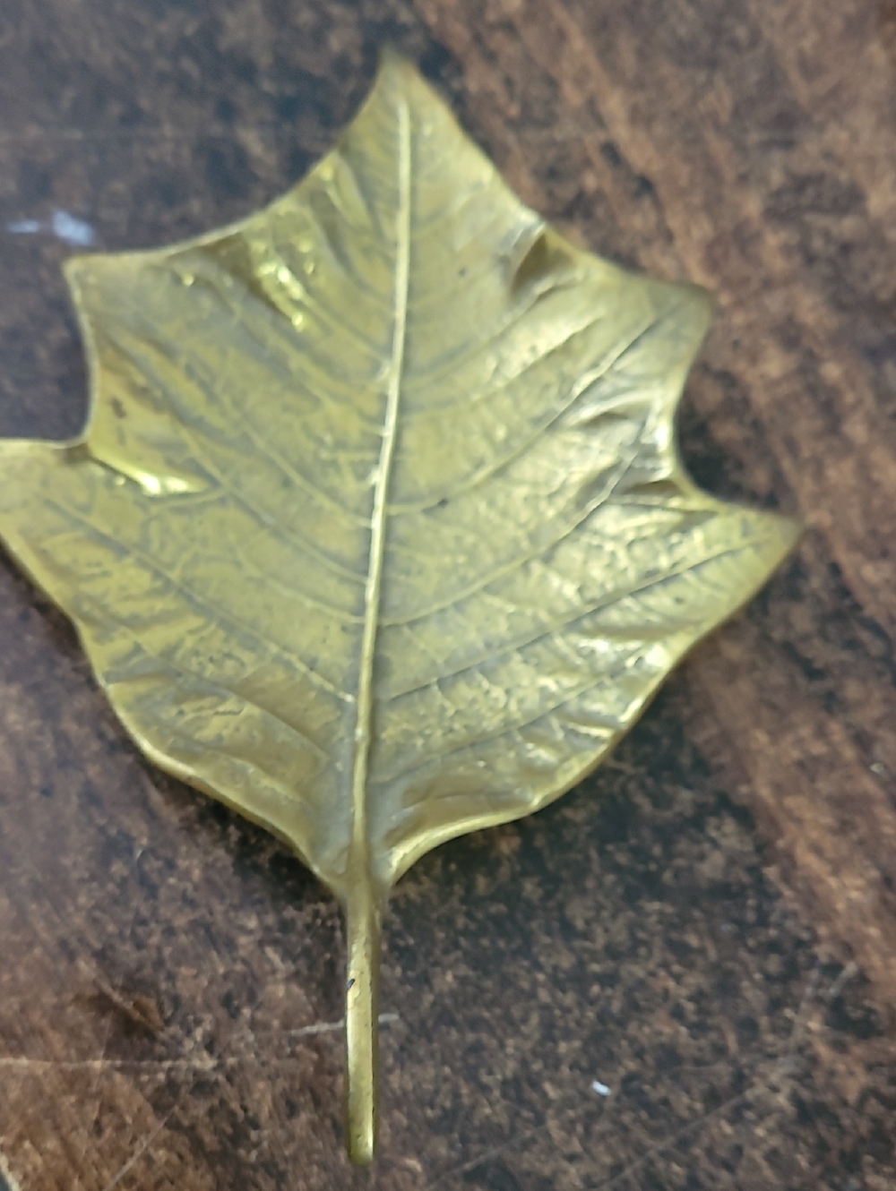 Vtg Virginia Metalcrafter's Brass Metal Poinsettia Leaf Trinket Holder Decor